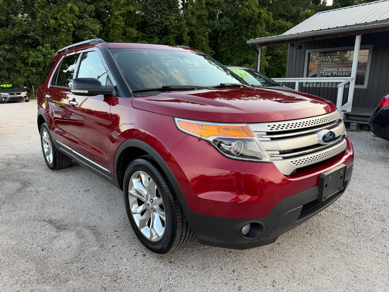 Ford Explorer 4dr 114" WB 4.6L XLT AWD 2015