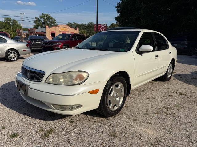 White 2001 INFINITI I30 Sedan Automatic