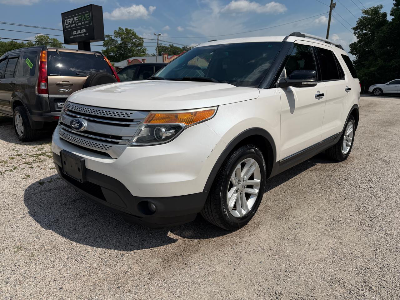 2015 Ford Explorer 2WD 4dr V6 XLT