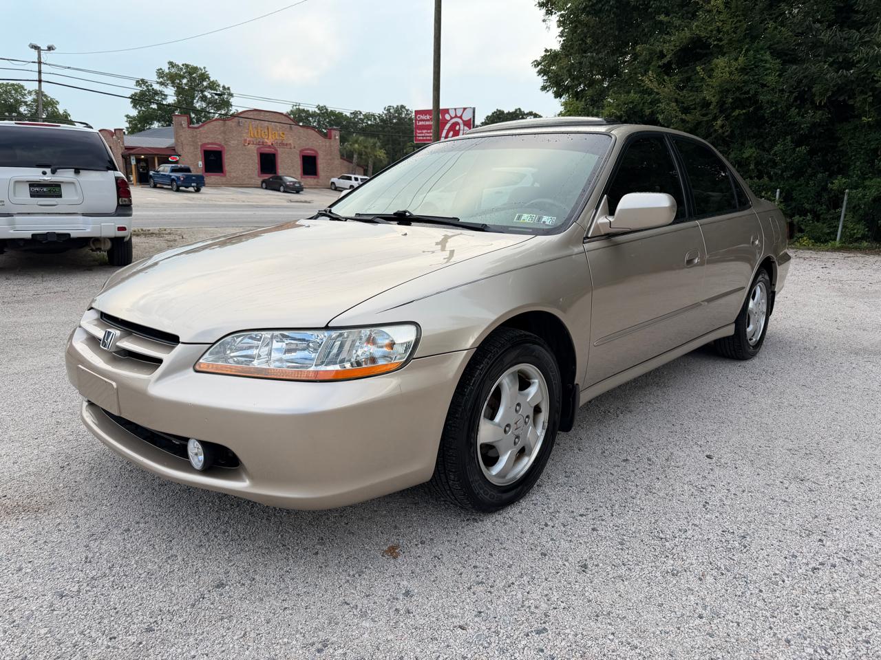 Honda Accord EX Sedan with Leather 2000
