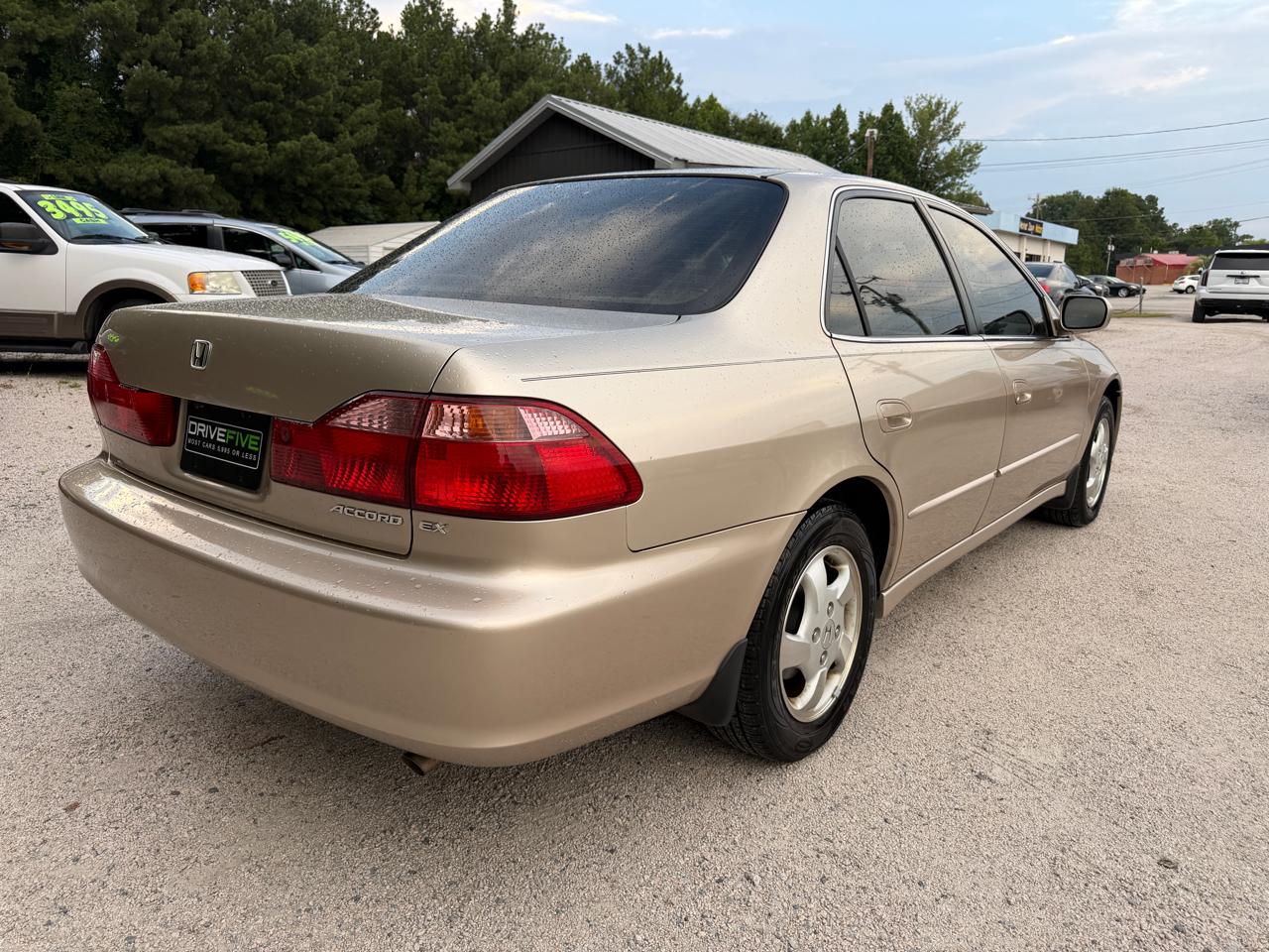 Honda Accord EX Sedan with Leather 2000