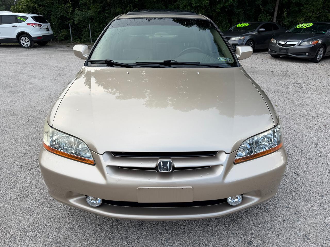 Honda Accord EX Sedan with Leather 2000