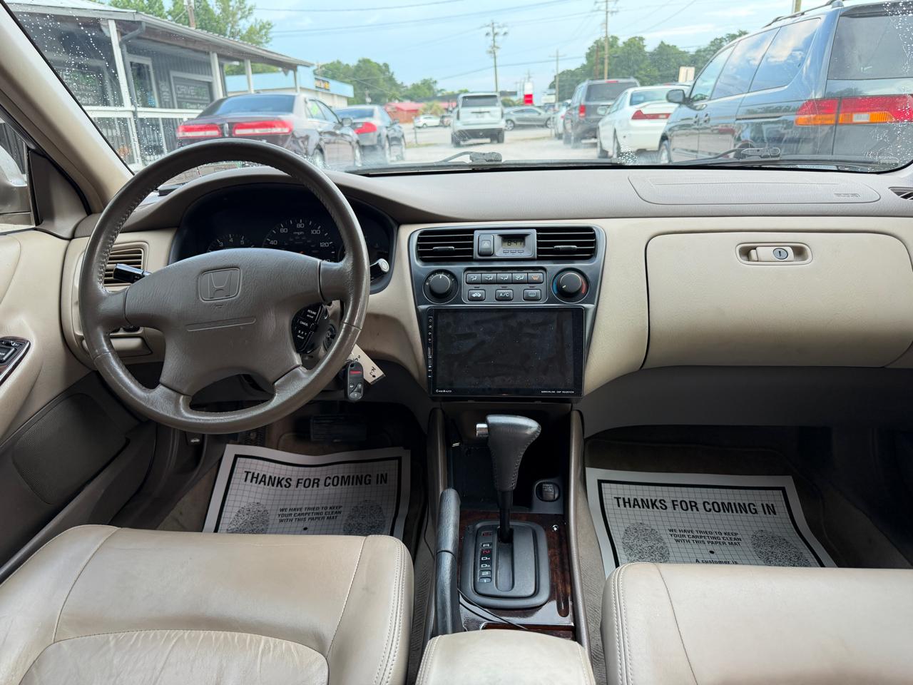 Honda Accord EX Sedan with Leather 2000