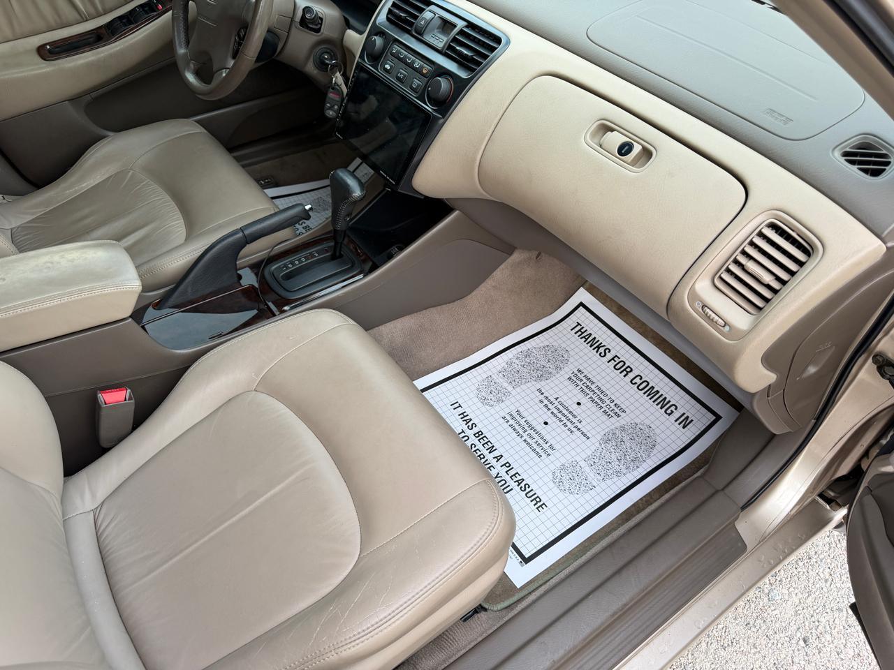 Honda Accord EX Sedan with Leather 2000