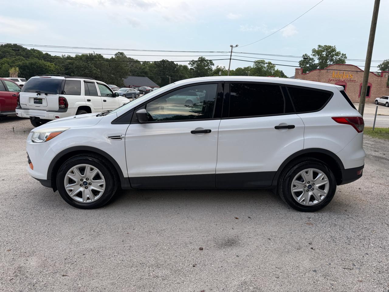 Ford Escape S FWD 2014