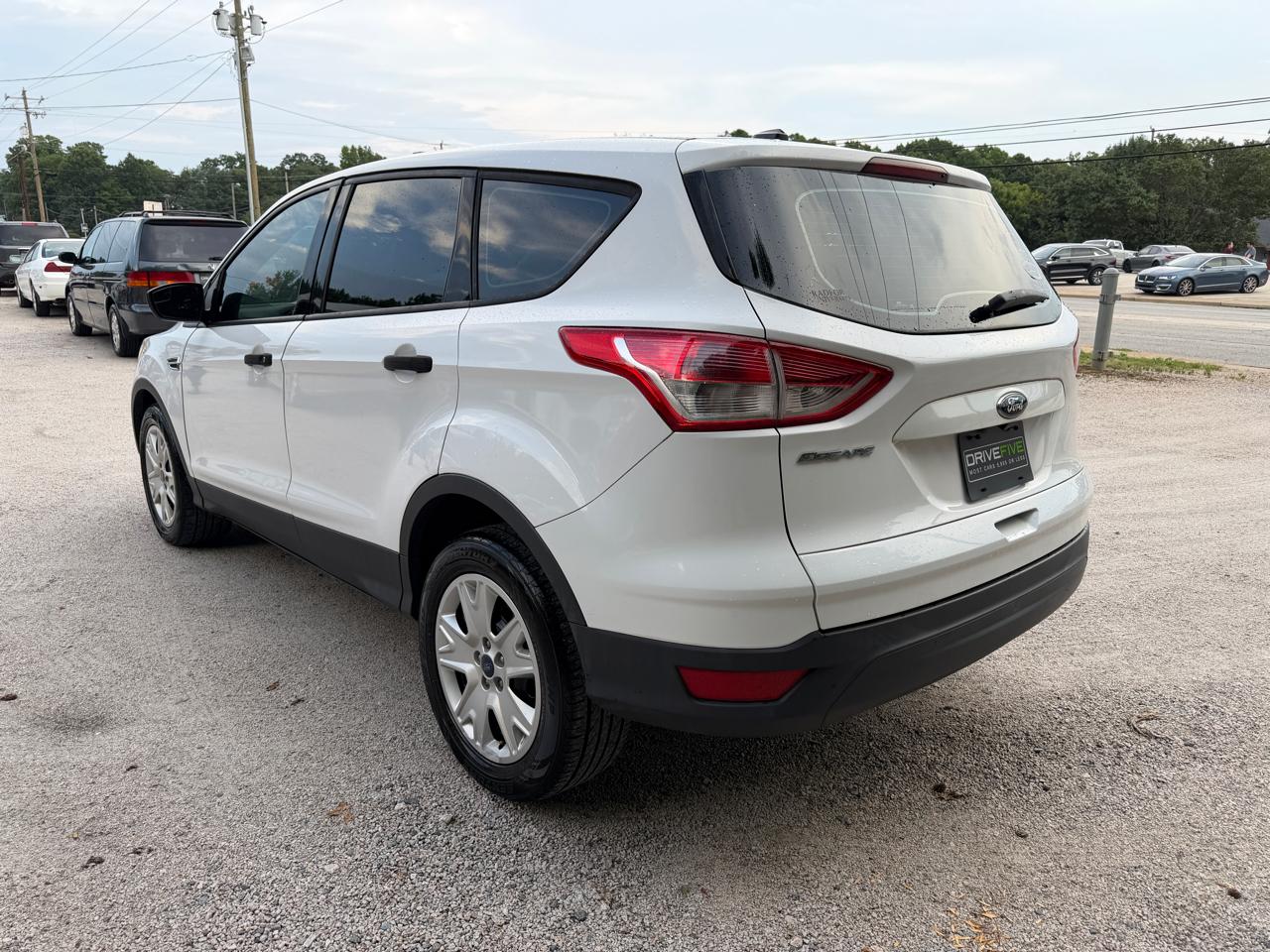 Ford Escape S FWD 2014