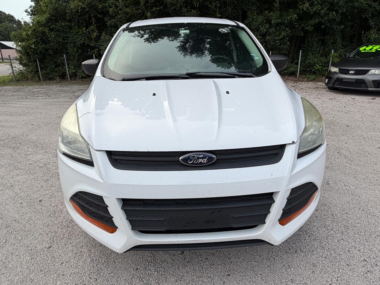 Ford Escape S FWD 2014