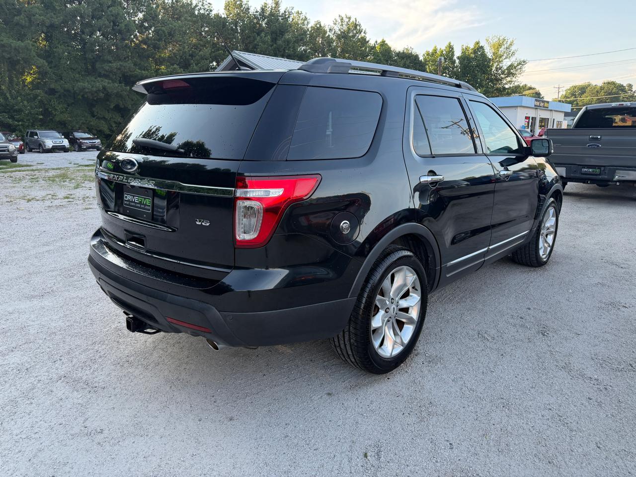 Ford Explorer 2WD 4dr V6 XLT 2014