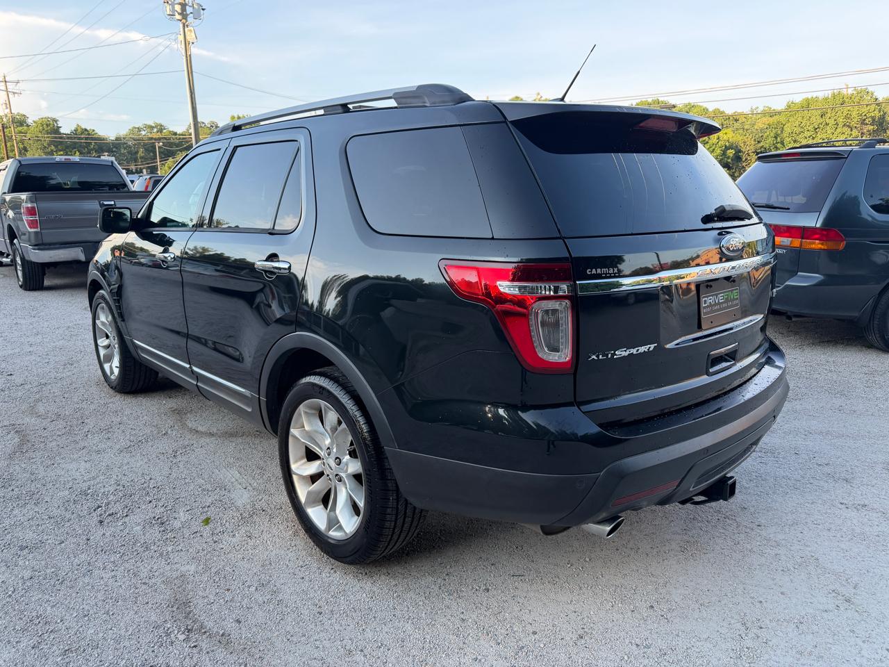 Ford Explorer 2WD 4dr V6 XLT 2014