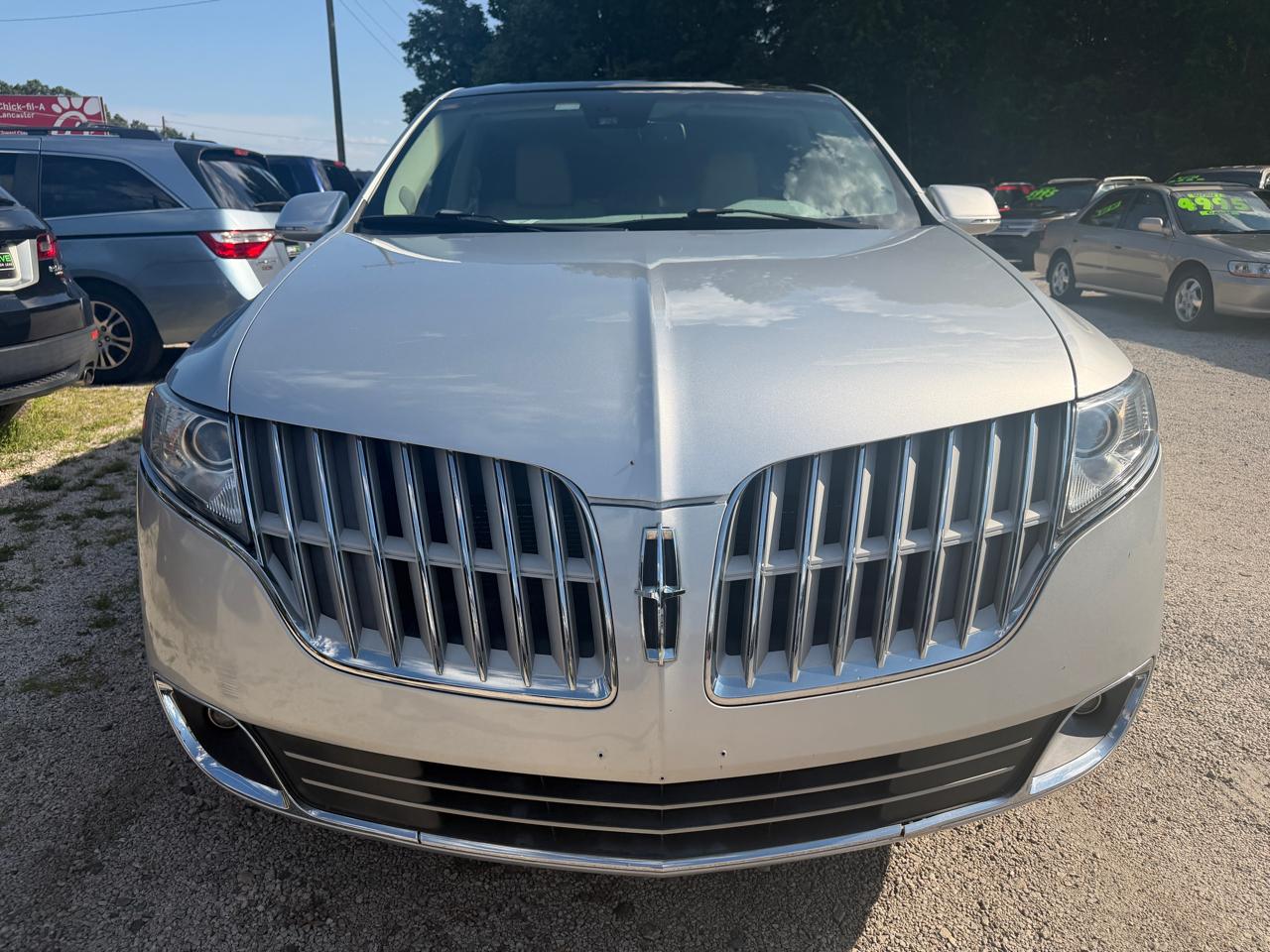 Lincoln MKT FWD 2010