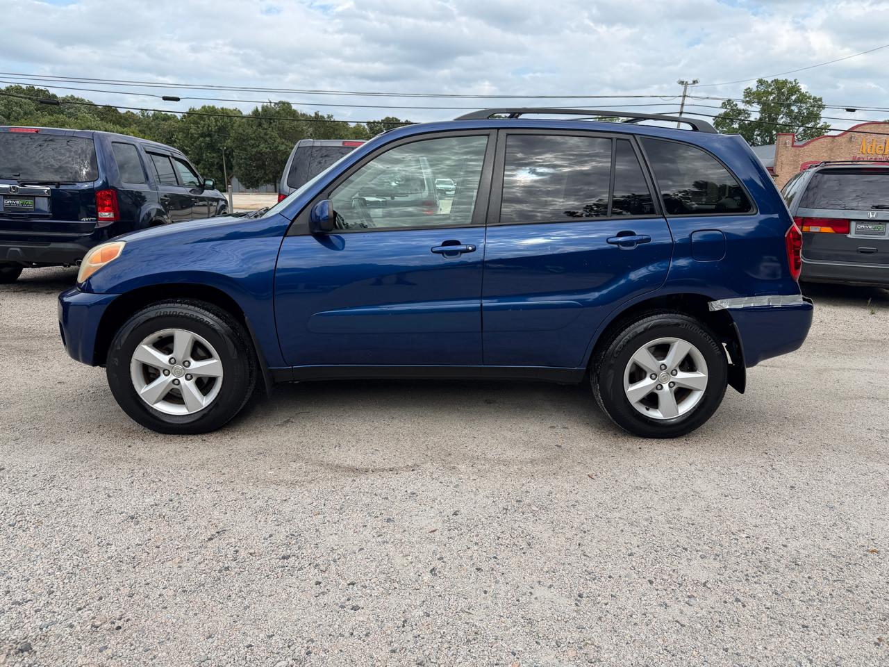 Toyota RAV4 2WD 2004