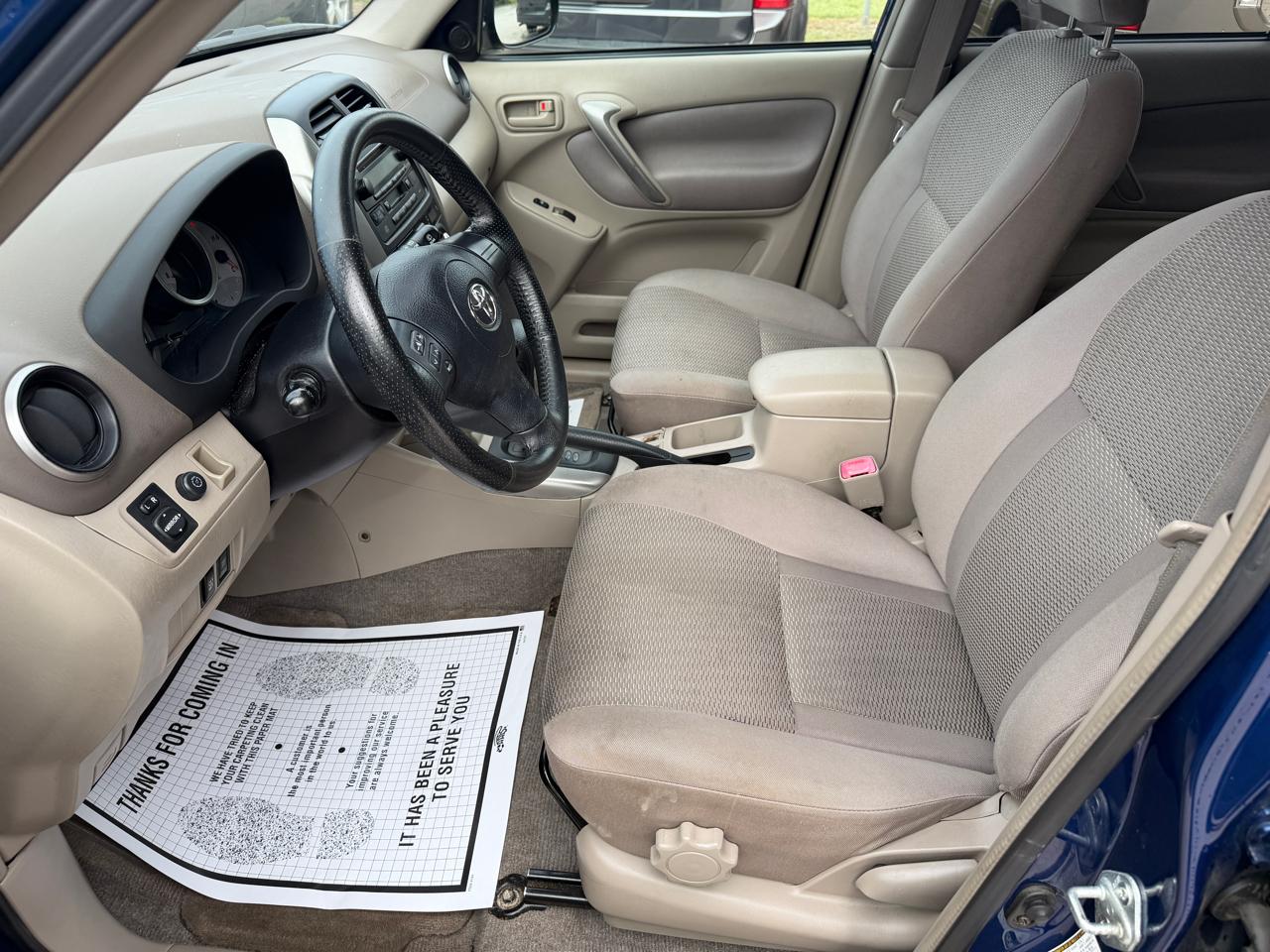 Toyota RAV4 2WD 2004