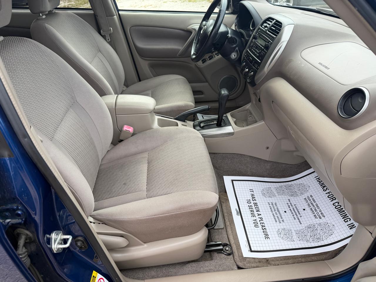 Toyota RAV4 2WD 2004