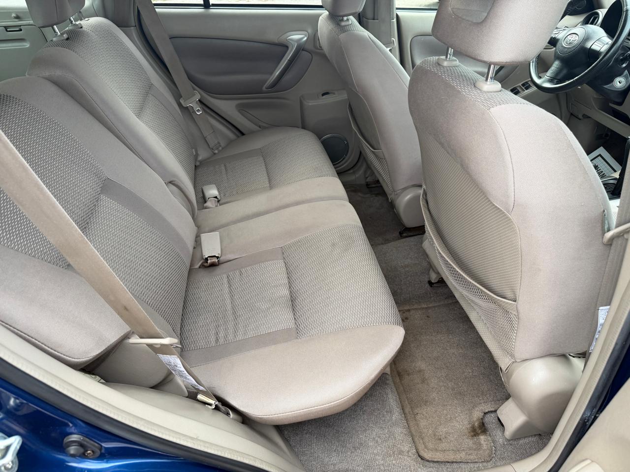 Toyota RAV4 2WD 2004