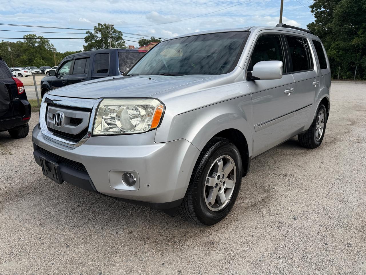 2010 Honda Pilot Touring 4WD 5-Spd AT with DVD