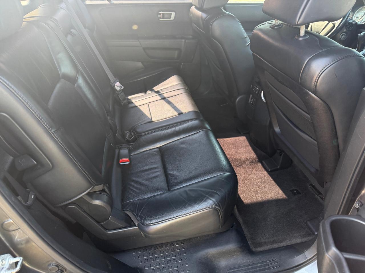 Honda Pilot EX-L 4WD 5-Spd AT 2011