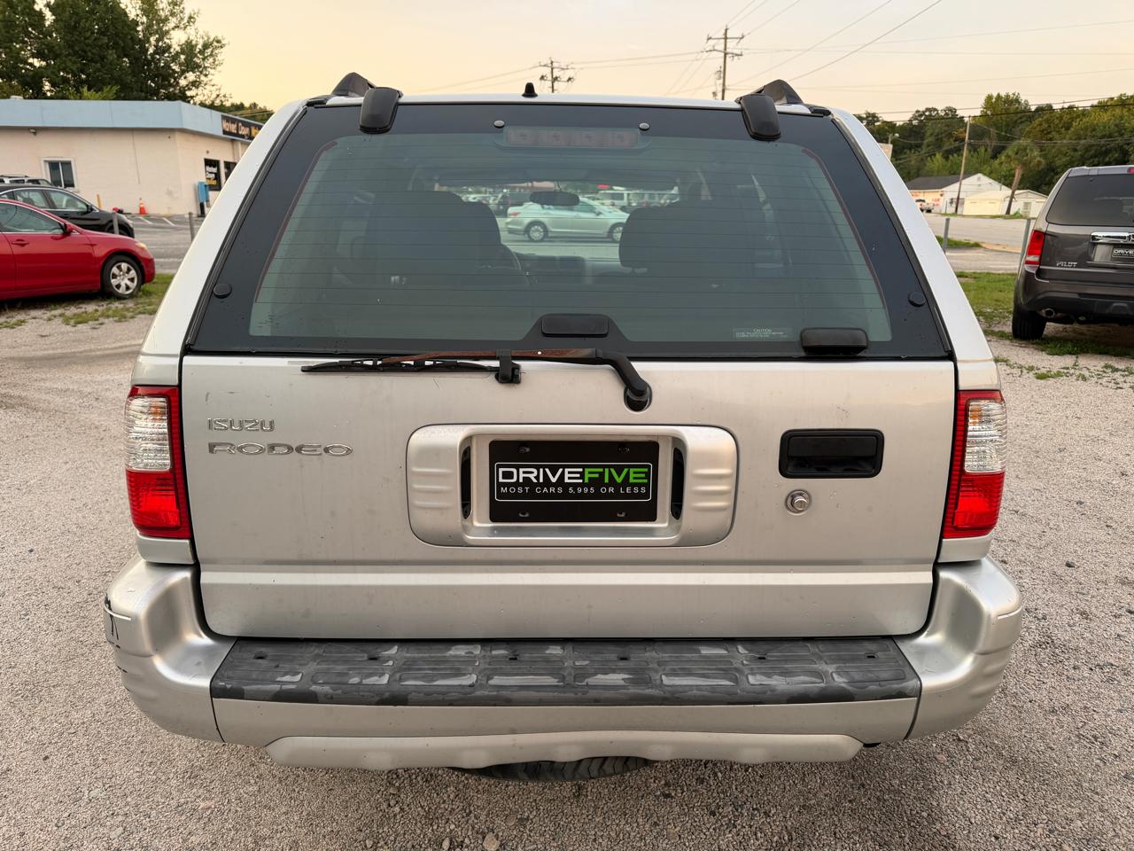 Isuzu Rodeo S V6 2WD 2003