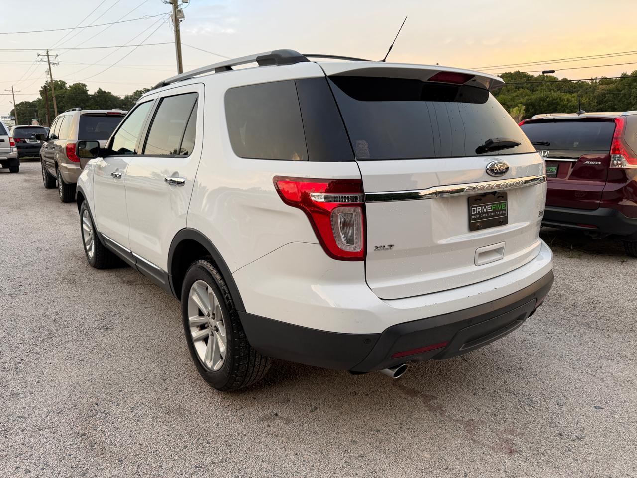 Ford Explorer 2WD 4dr V6 XLT 2013
