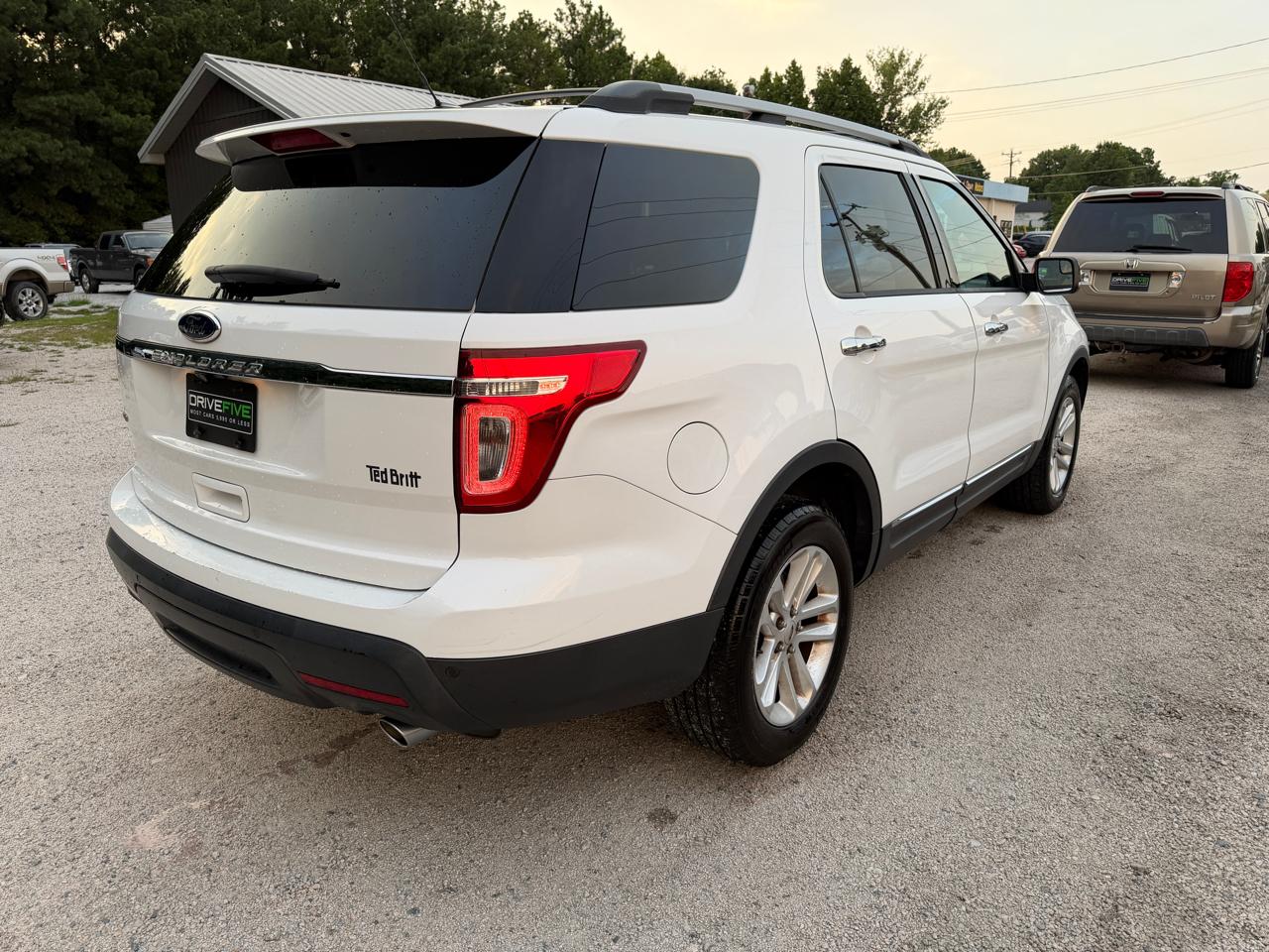 Ford Explorer 2WD 4dr V6 XLT 2013