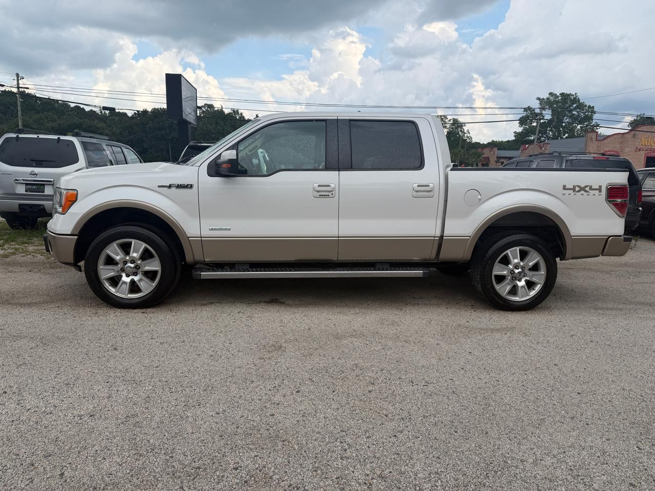 Ford F-150 4WD SuperCab 145" Lariat 2011