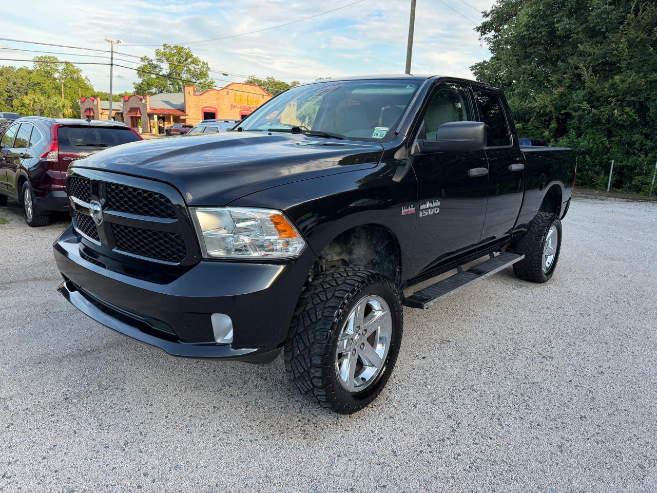 2017 RAM 1500 4WD Quad Cab 140.5" Express