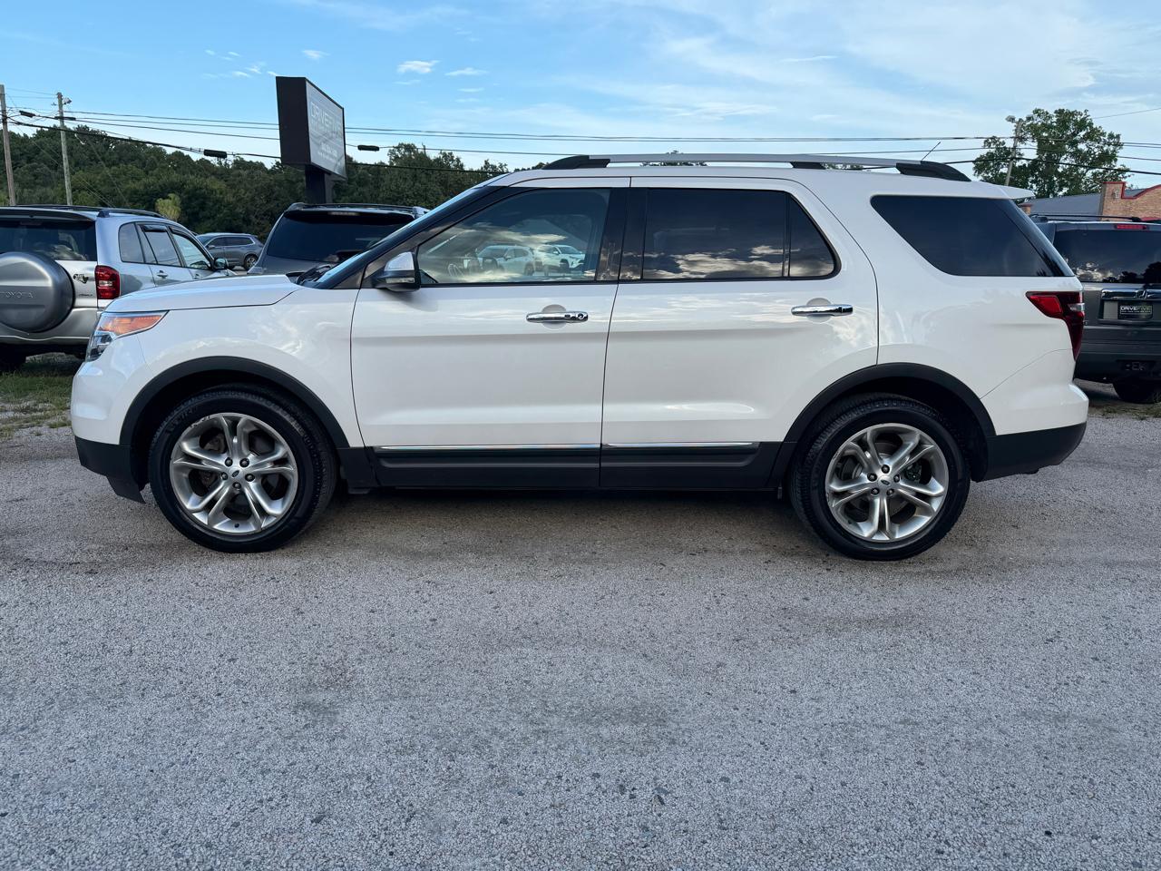 Ford Explorer Limited 4WD 2012