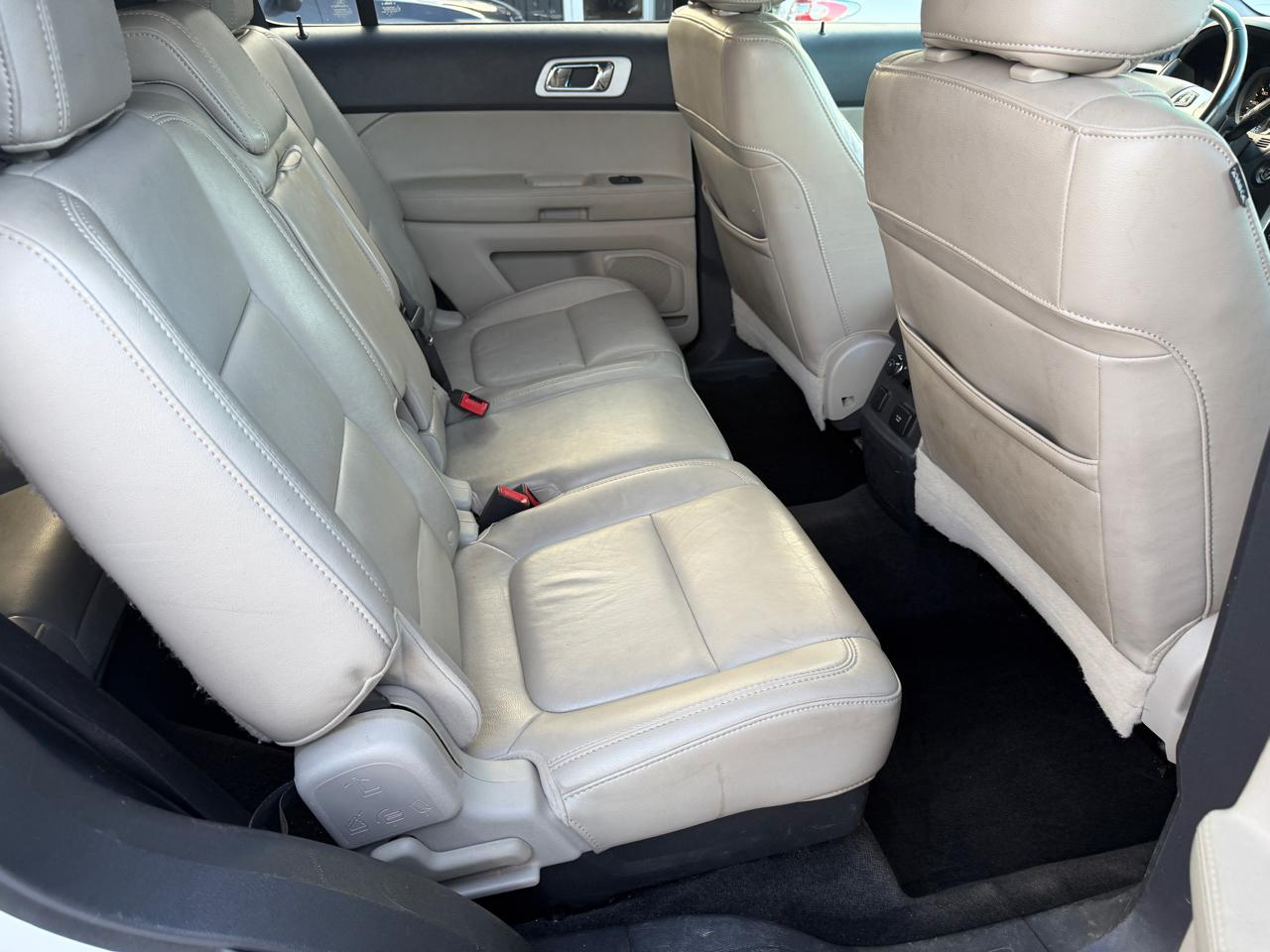 Ford Explorer Limited 4WD 2012