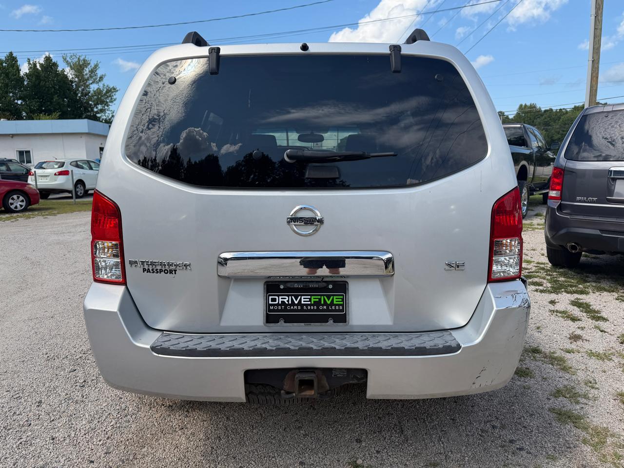 Nissan Pathfinder XE 4WD 2005