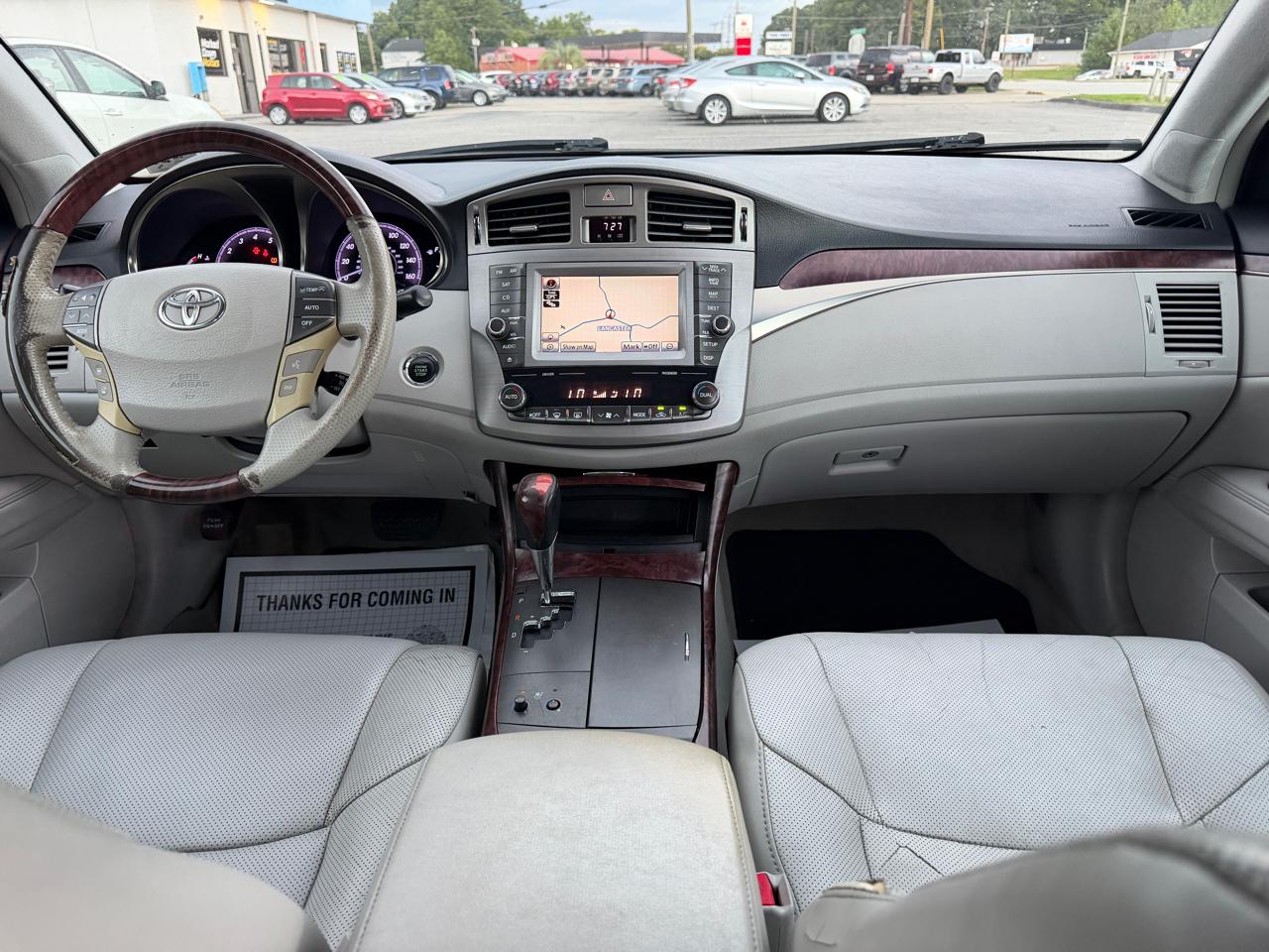 Toyota Avalon Base 2011