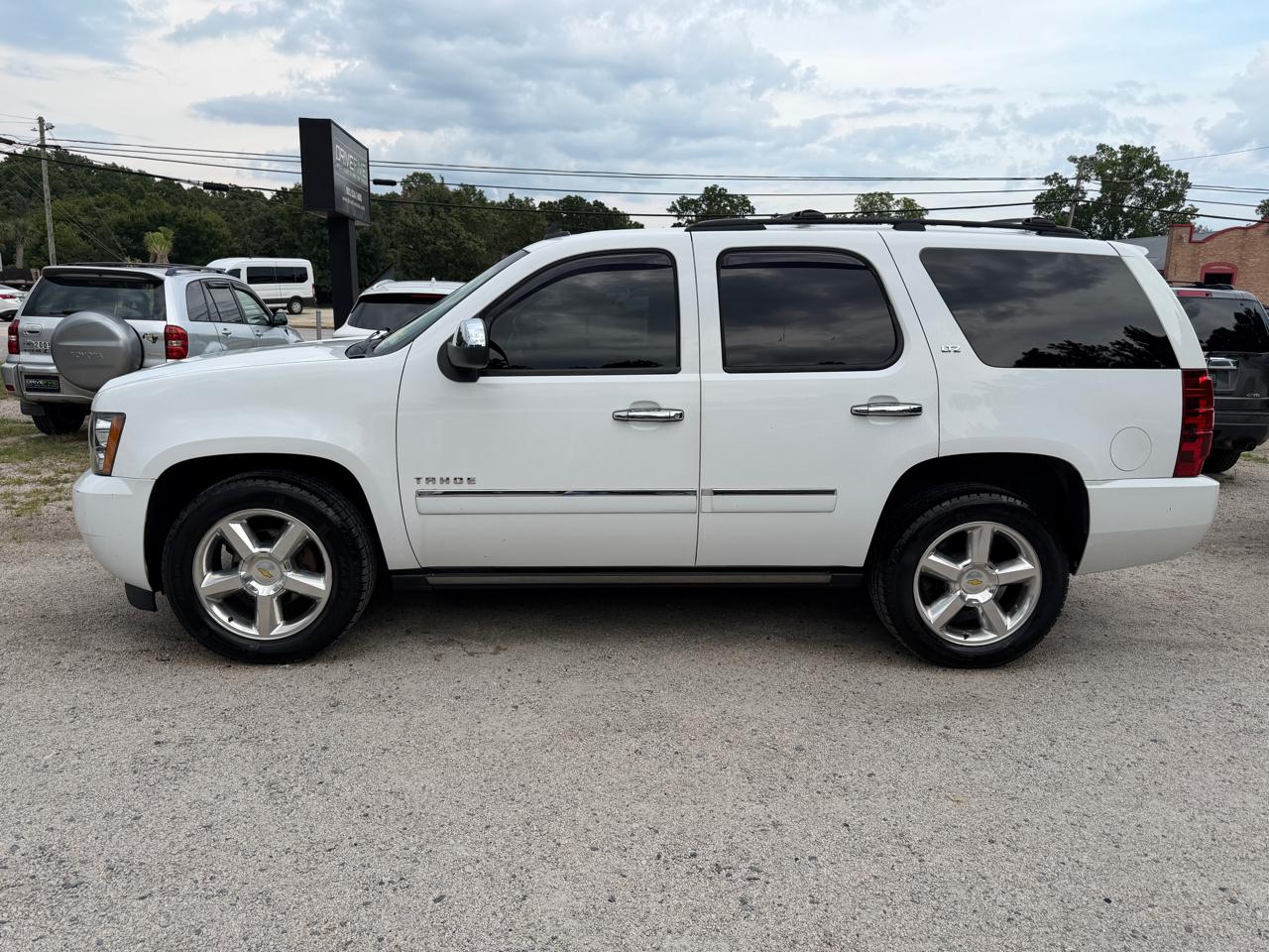 Chevrolet Tahoe LTZ 4WD 2011