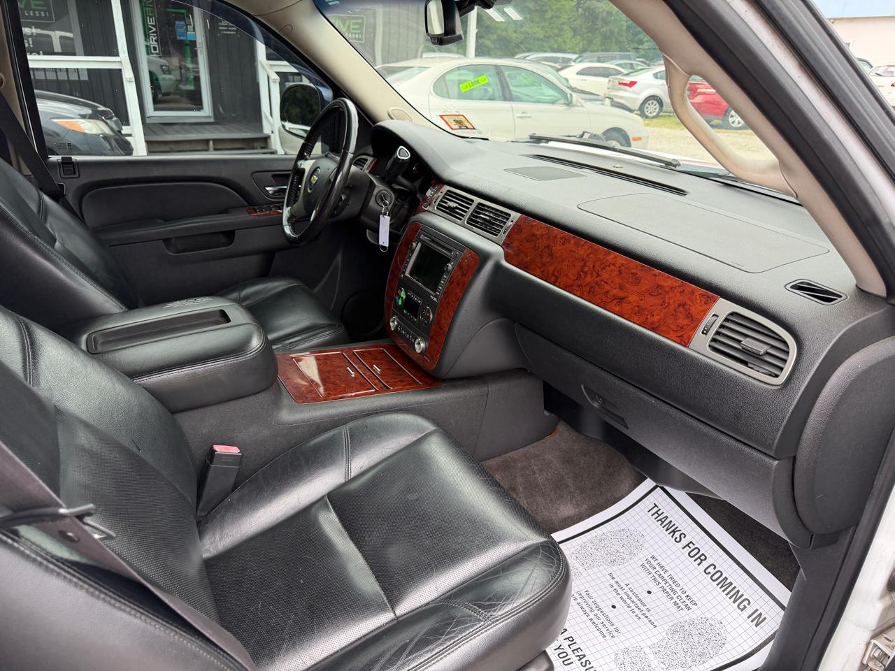 Chevrolet Tahoe LTZ 4WD 2011