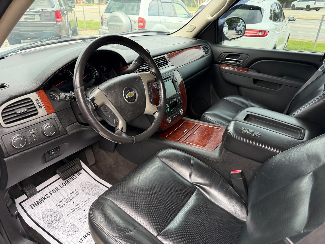 Chevrolet Tahoe LTZ 4WD 2011