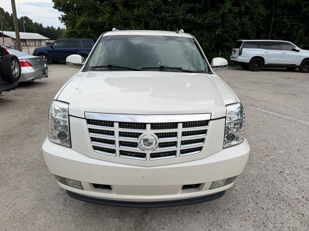 Cadillac Escalade ESV 2WD Premium 2011