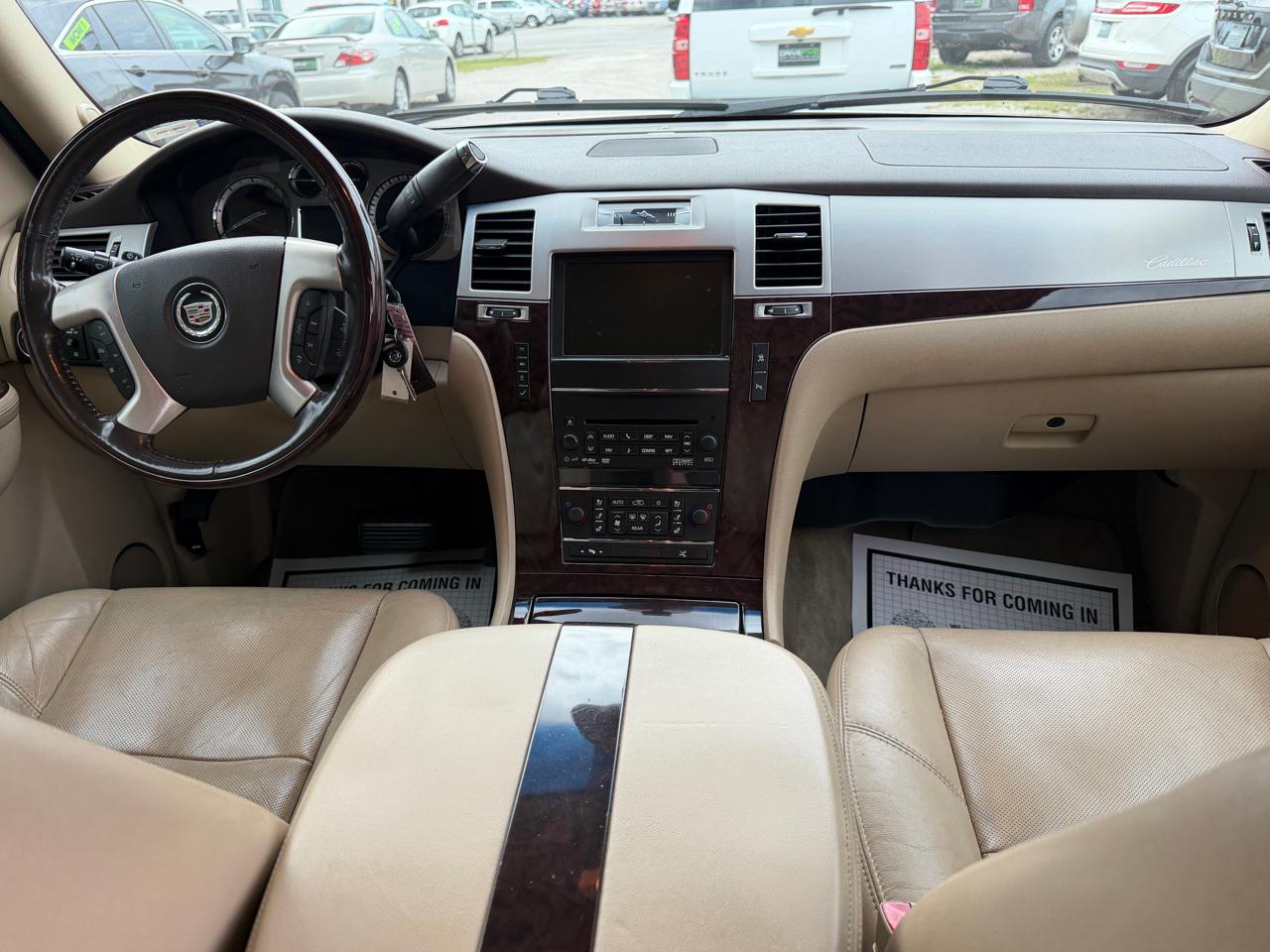 Cadillac Escalade ESV 2WD Premium 2011