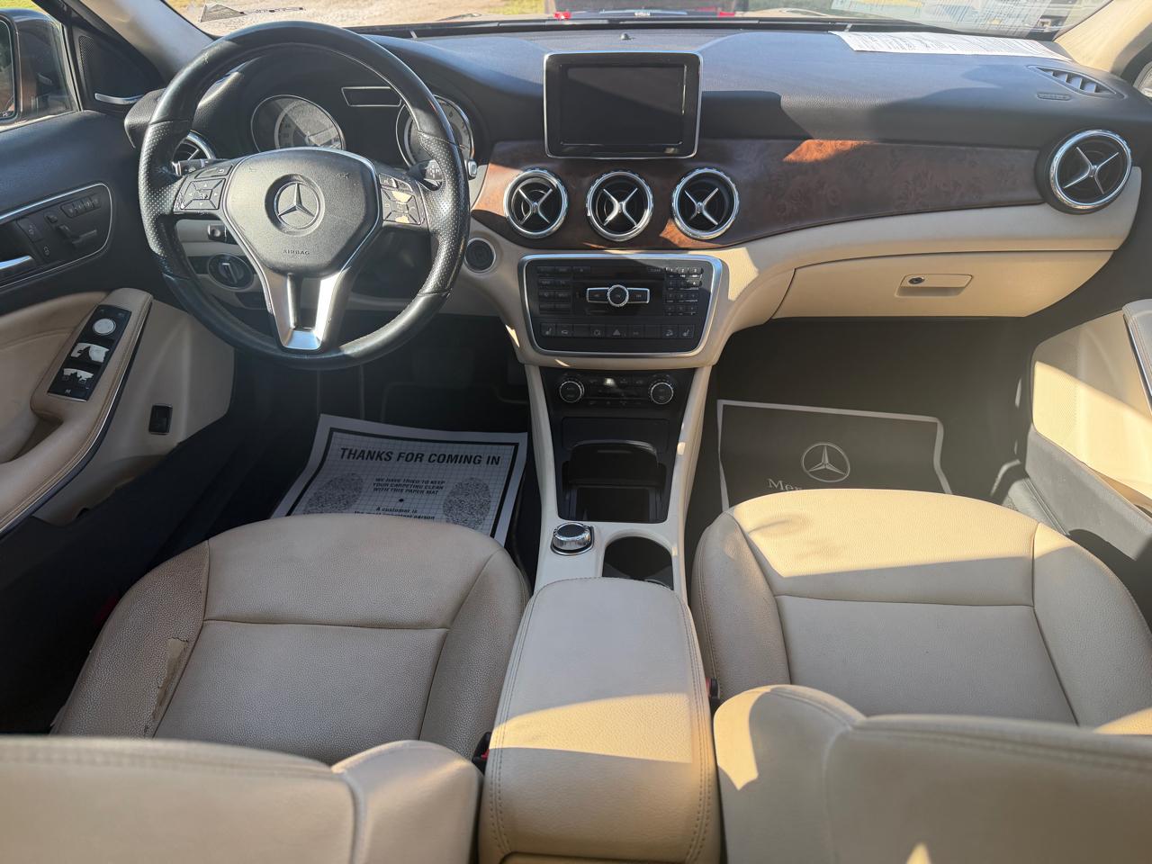 Mercedes-Benz GLA-Class GLA250 4MATIC 2015