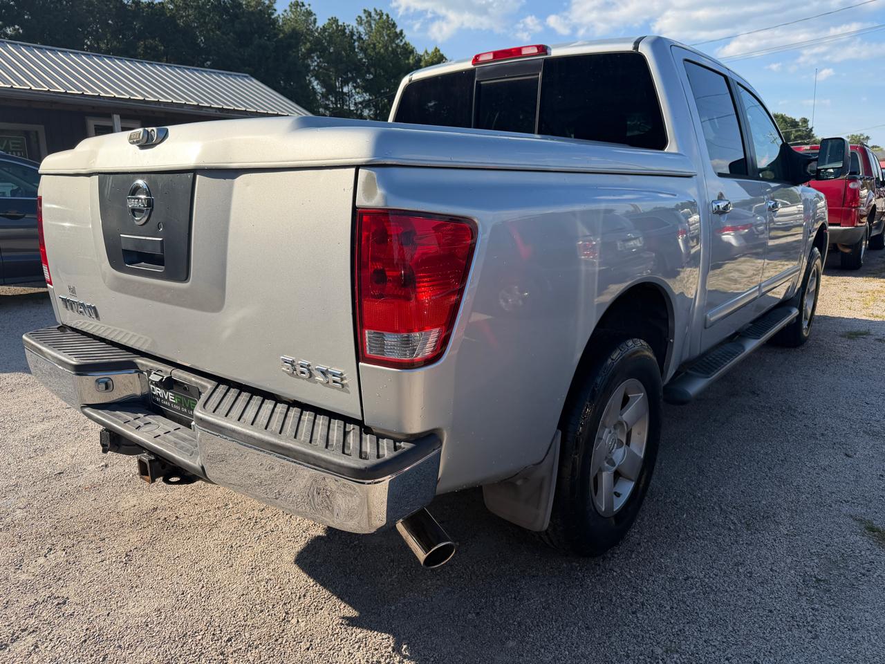 Nissan Titan XE Crew Cab 4WD 2004