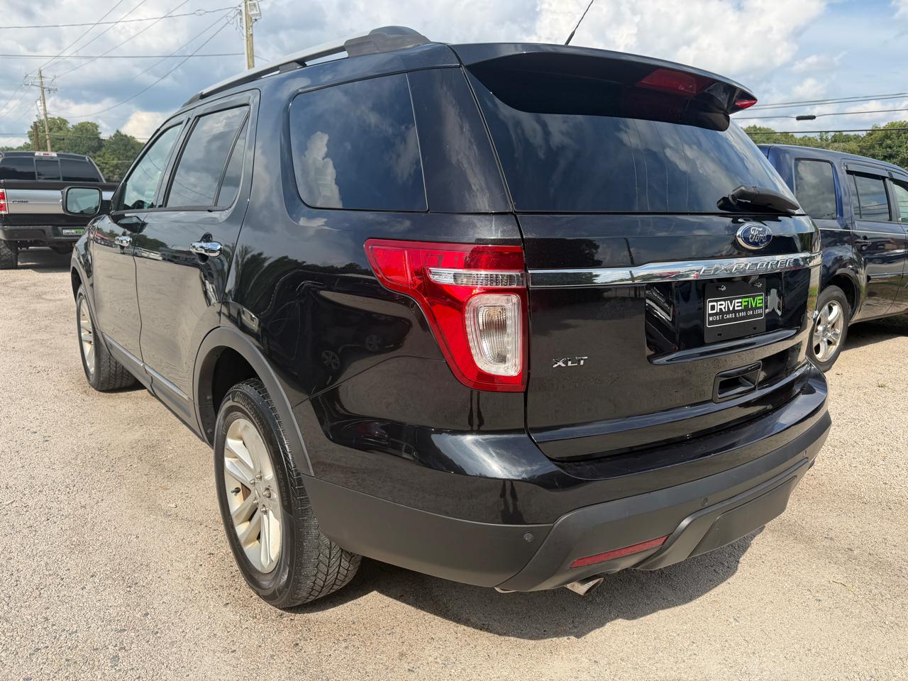 Ford Explorer 4dr XLT 4WD 2015