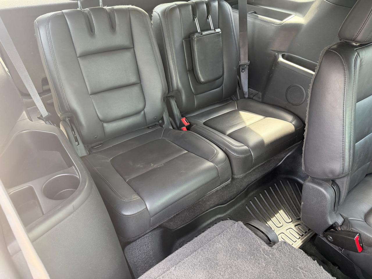 Ford Explorer 4dr XLT 4WD 2015