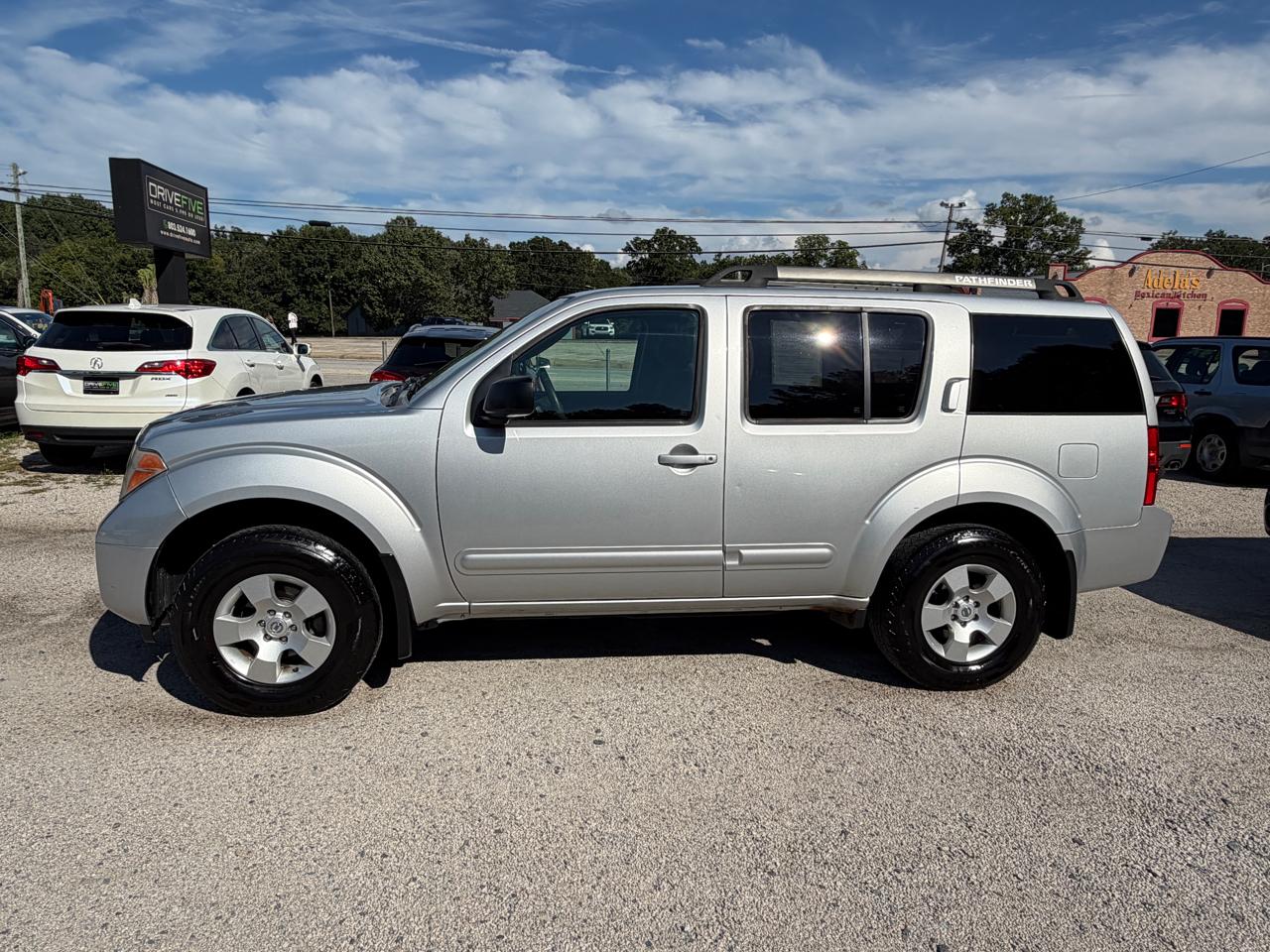 Nissan Pathfinder LE 4WD 2007