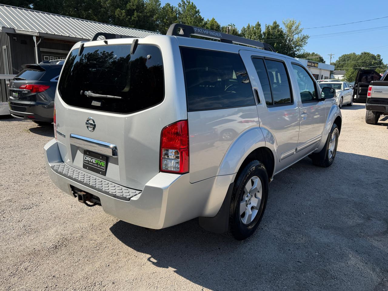 Nissan Pathfinder LE 4WD 2007
