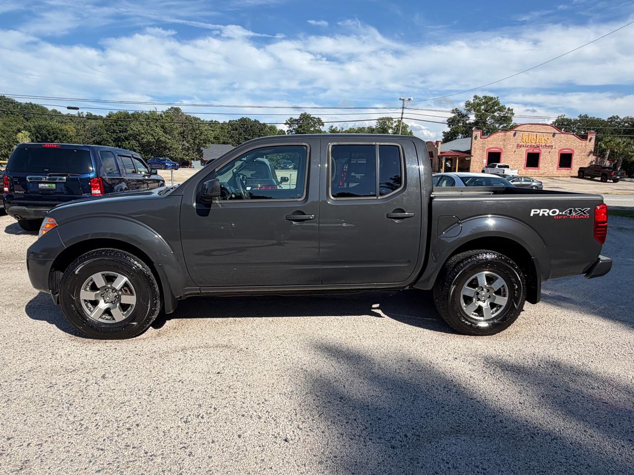 Nissan Frontier 4WD Crew Cab SWB Auto PRO-4X 2012