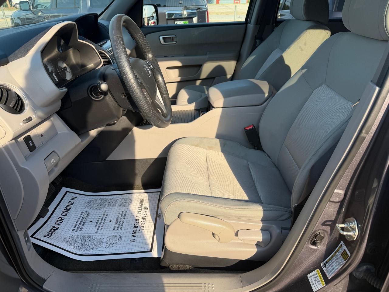 Honda Pilot LX 4WD 5-Spd AT 2014