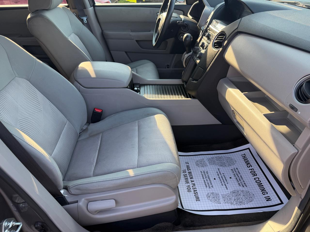 Honda Pilot LX 4WD 5-Spd AT 2014