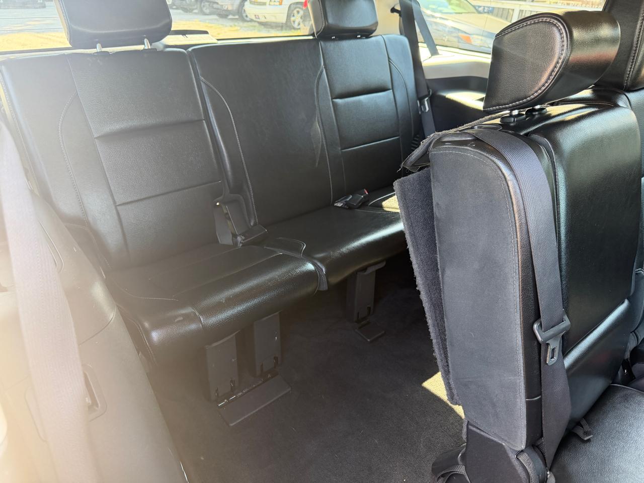 Nissan Armada SL 4WD 2012