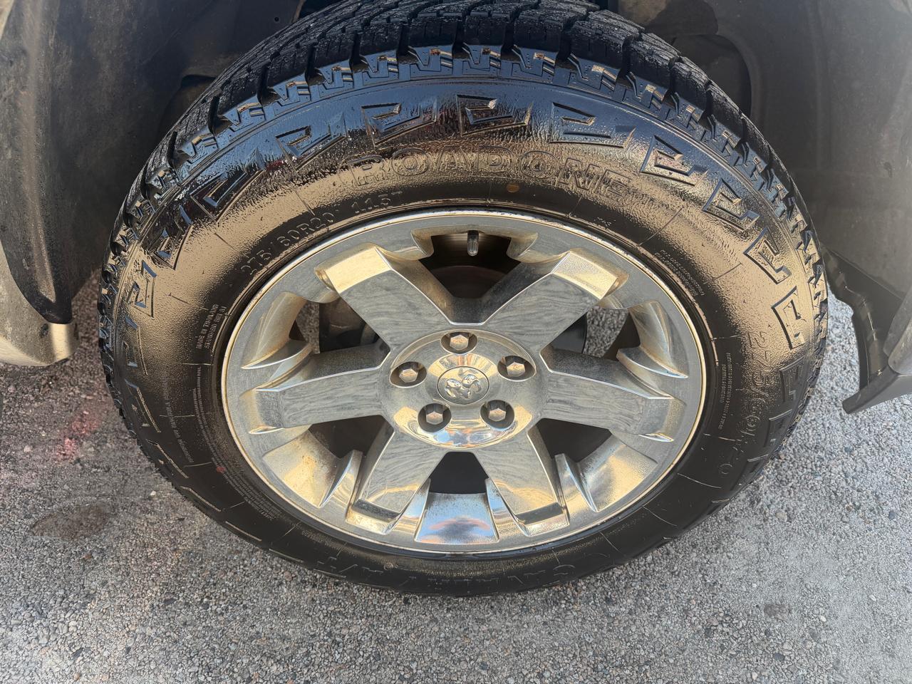 RAM 1500 Laramie Quad Cab 4WD 2012