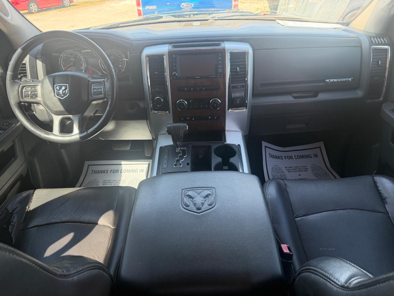RAM 1500 Laramie Quad Cab 4WD 2012