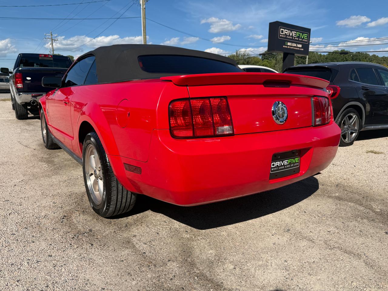 Ford Mustang V6 Deluxe Convertible 2007