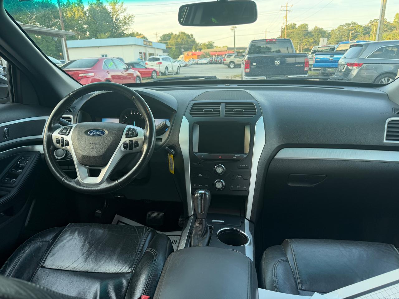 Ford Explorer 4dr 112" WB XLT AWD 2013