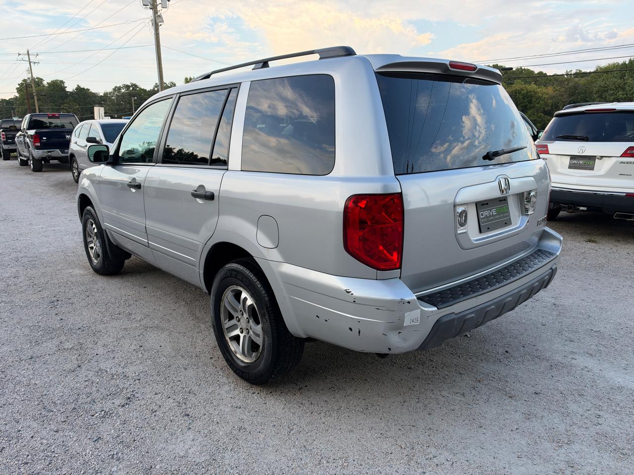 Honda Pilot EX w/ Leather and Nav System 2004
