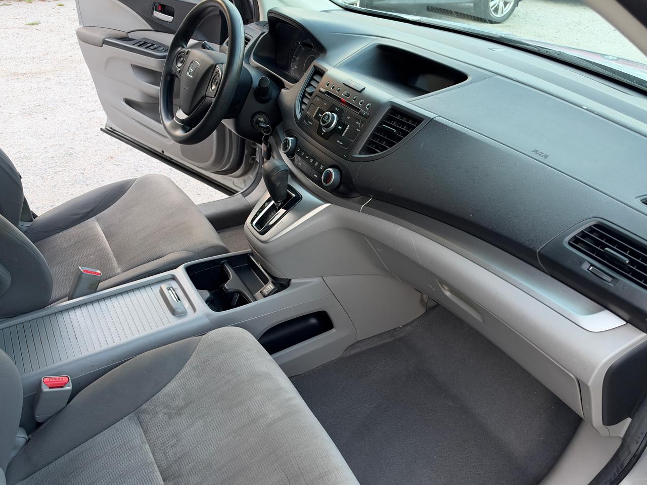 Honda CR-V LX 2WD 5-Speed AT 2012